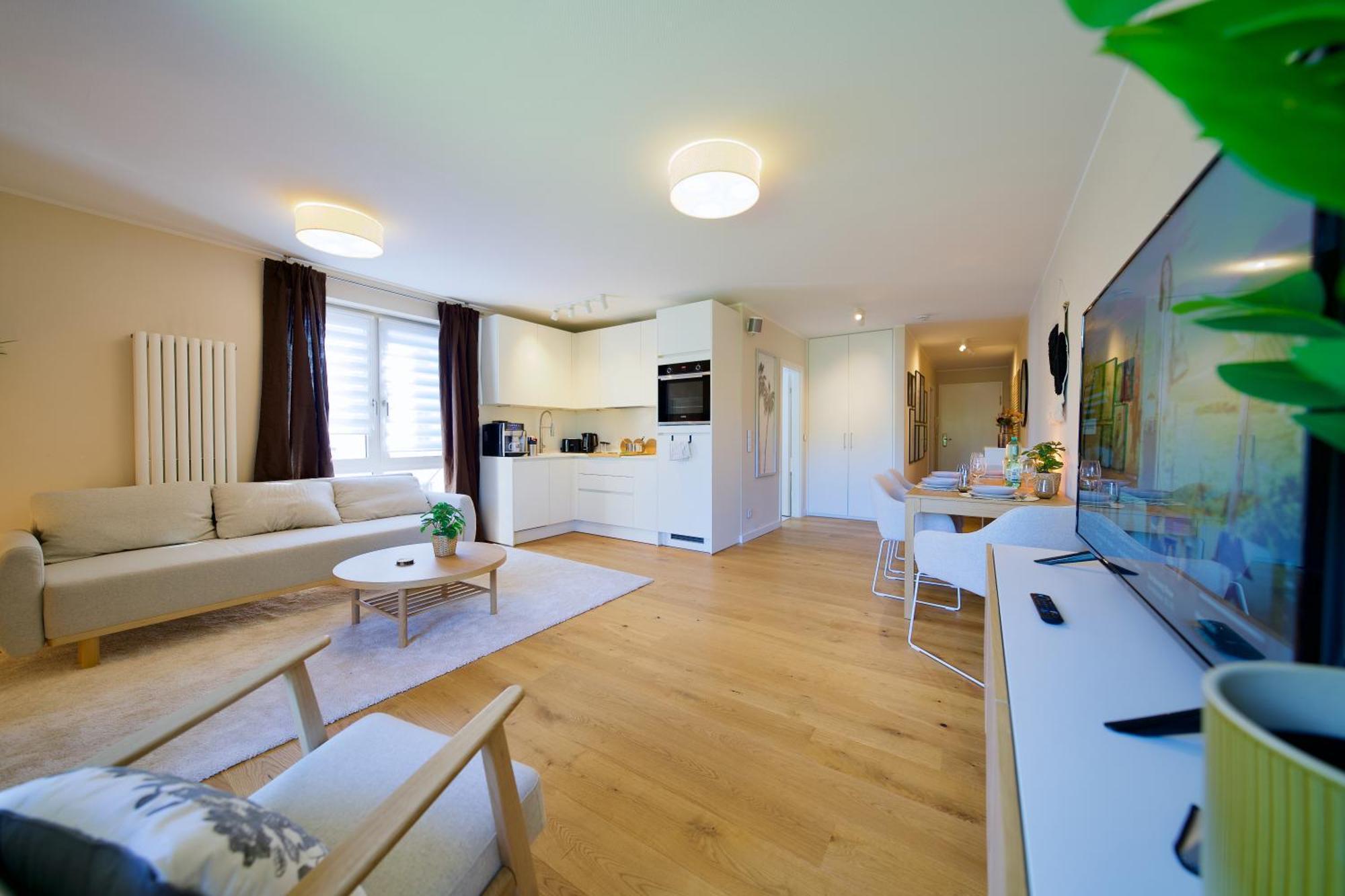 Edler Wohnraum Schwanenteich-Oase Mit Balkon, Kaffeevollautomat, Lift & Parkplatz Διαμέρισμα Τσβικάου Εξωτερικό φωτογραφία