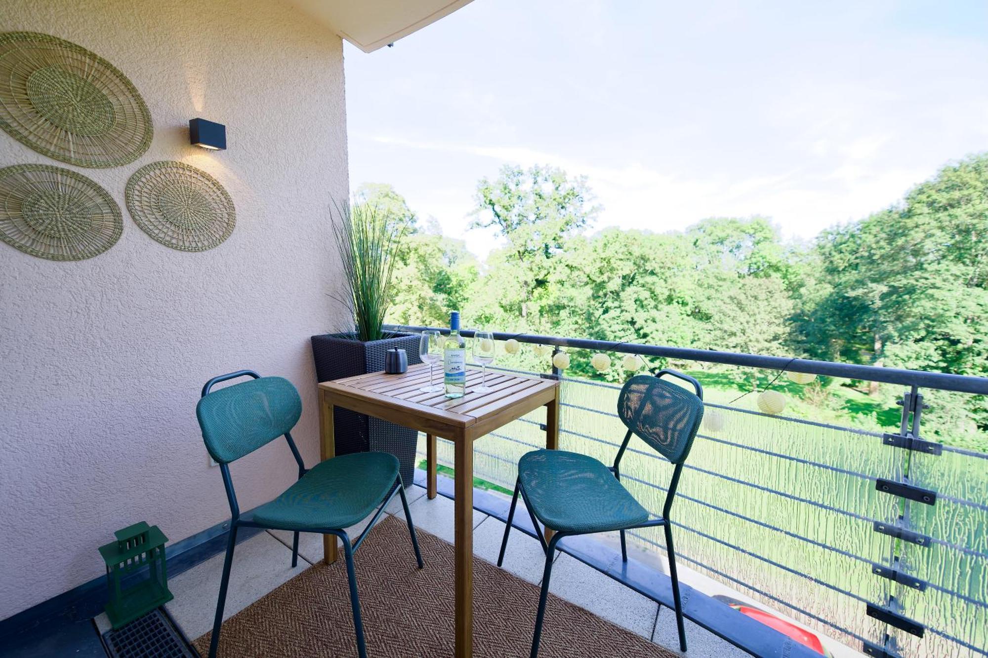 Edler Wohnraum Schwanenteich-Oase Mit Balkon, Kaffeevollautomat, Lift & Parkplatz Διαμέρισμα Τσβικάου Εξωτερικό φωτογραφία