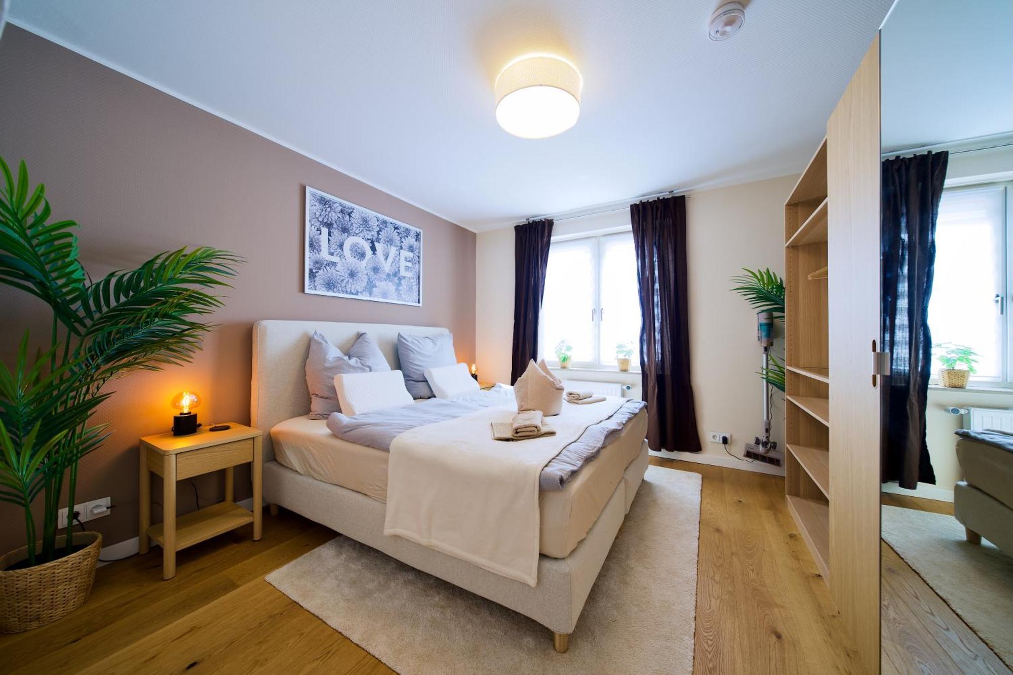 Edler Wohnraum Schwanenteich-Oase Mit Balkon, Kaffeevollautomat, Lift & Parkplatz Διαμέρισμα Τσβικάου Εξωτερικό φωτογραφία